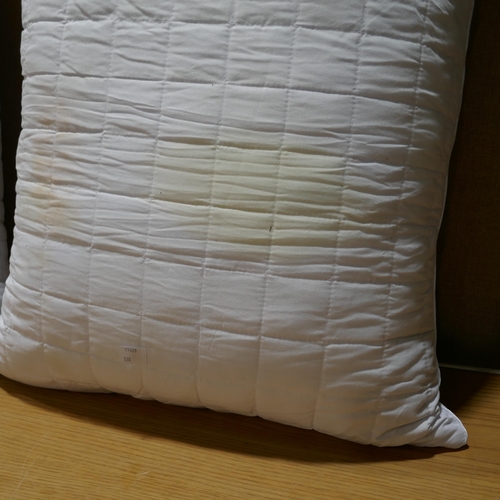 6200 - Hotel Grand Shredded Memory Foam Pillows (330-122) *This lot is subject to VAT