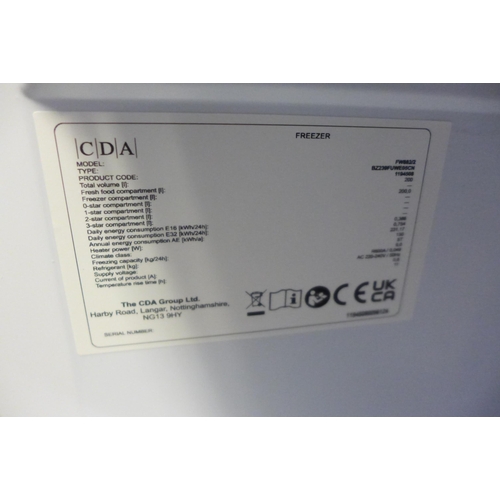 4004 - CDA Integrated Frost Free Tower Freezer, H1772xW540xD540  - model no. FW882, Original RRP £552.50 in... 