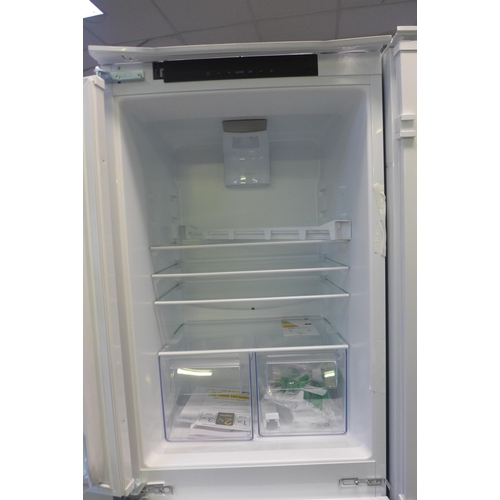 4005 - Zanussi 50/50 fridge freezer  (454-227)   *  This lot is subject to vat