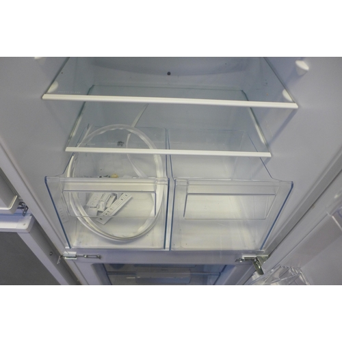 4006 - Zanussi 70/30 fridge freezer  (454-230)   *  This lot is subject to vat