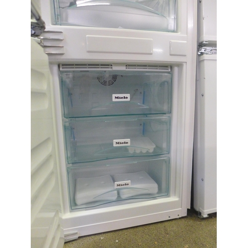 4007 - Miele 70/30 Fridge Freezer, H1770xW559xD545 - model no. KFN37432iD, Original RRP £1832.5 inc. vat   ... 