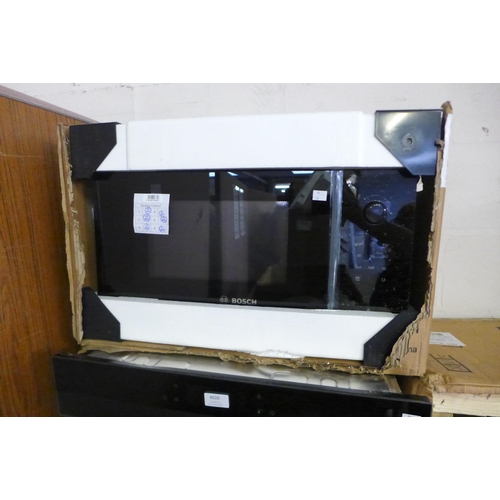 4020 - 3x Broken Appliances inc Viceroy Under Counter Wine Coolers, Bosch Serie 4 Built In Microwave and AE... 