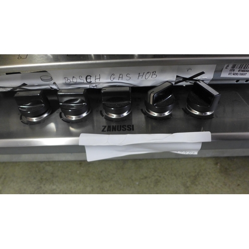 4030 - 3x Mixed Broken/Incomplete Hobs inc Zanussi, AEG, Bosch (454-122,143,224)   * This lot is subject to... 