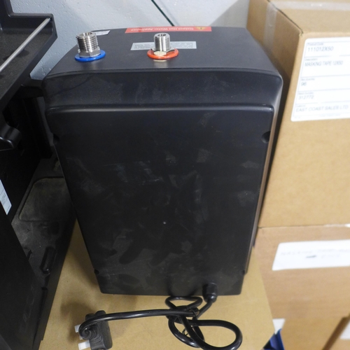 4042 - Digital Instant Boiling Hot water tank  (454-226)   *  This lot is subject to vat