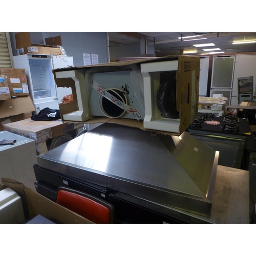 4113 - 3x Mixed Extractors inc Viceroy Canopy Hood, AEG Canopy Hood and a Stoves cooker hood    (454-88,90,... 