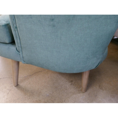 1360 - Am emerald velvet armchair