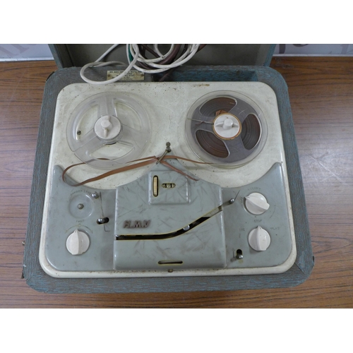 2095 - A vintage HMV reel to reel player