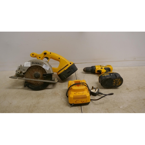 2010 - A quantity of DeWalt equipment including a DeWalt cordless drill, an 18v DeWalt battery, an 18v DeWa... 