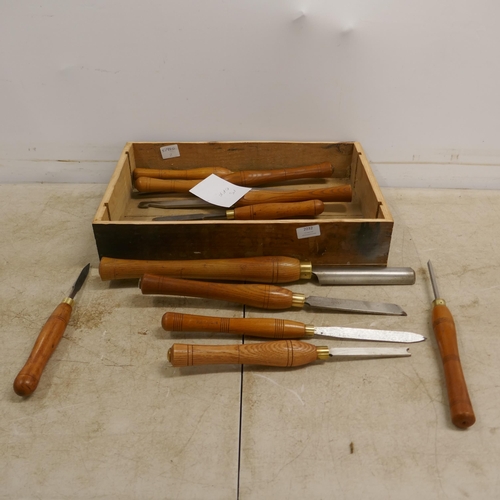 2032 - A box of 14 high quality HSS Robert Sorby lathe tools