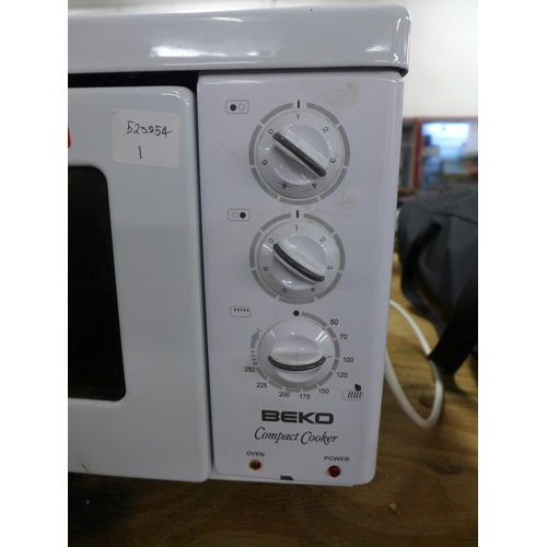 2257 - A Beko compact cooker, model number MC112W, 2500W (item has failed electrical safety test due to ear... 