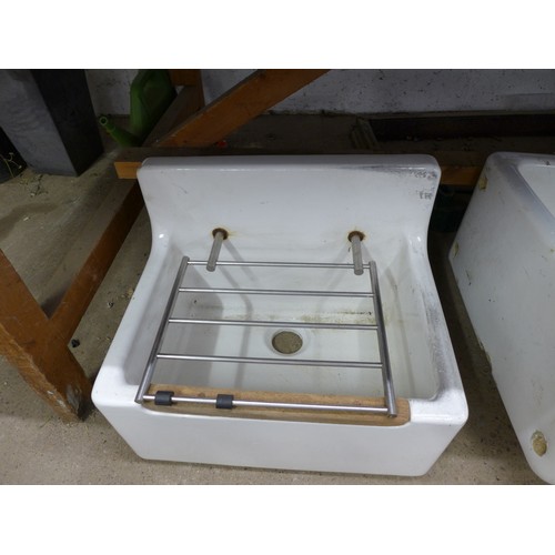 2153C - A 93x52x27cm large white ceramic Belfast sink and one other white ceramic sink