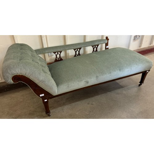 183 - An Edward VII mahogany and green velvet upholstered chaise lounge