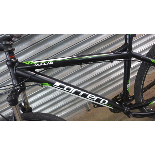 2135 - A Carrera Vulcan aluminium framed mountain bike with XCT front suspension forks, Shimano gear set an... 