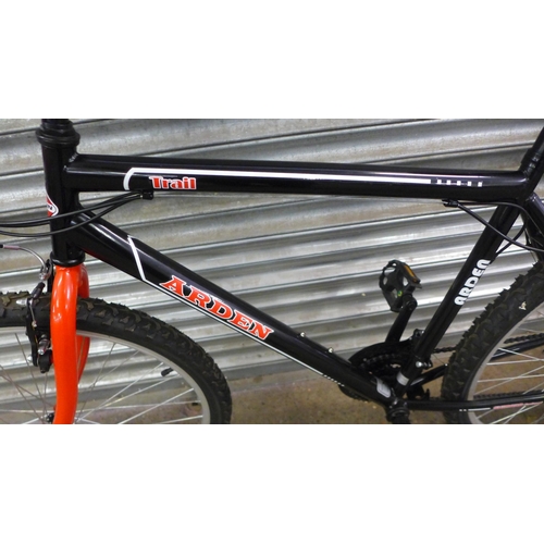 2140 - An Arden Trail 21 speed, steel framed mountain bike - little use  * Police repossession