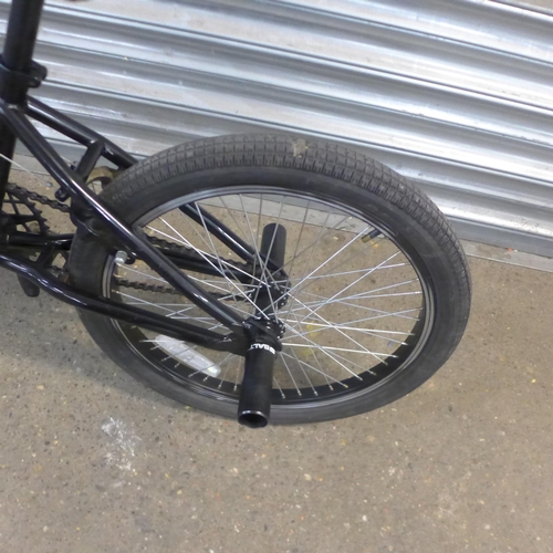 2142A - A Mongoose Logo BMX bike  * Police repossession