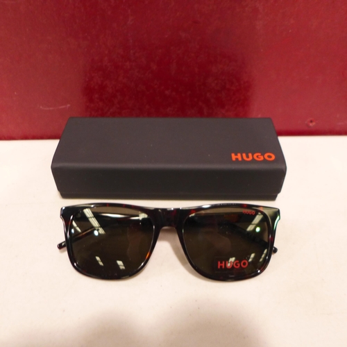 6143 - Hugo Mens Sunglasses     (332-161) *This lot is subject to vat