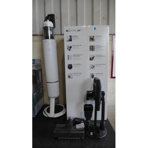 6001 - Samsung Bespoke Stick Vacuum Cleaner with Battery (Damaged Head) Original RRP £499.99 + vat (332-111... 