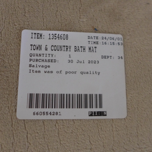 6040 - So Long Hot Water Bottle, and a Town & Country Bath Mat  (332-160,172) *This lot is subject to vat