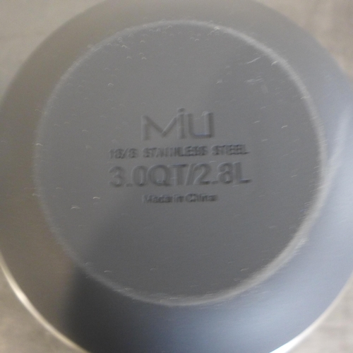 6052 - Miu Stainless Steel Mixing Bowls  (332-163,164) *This lot is subject to vat