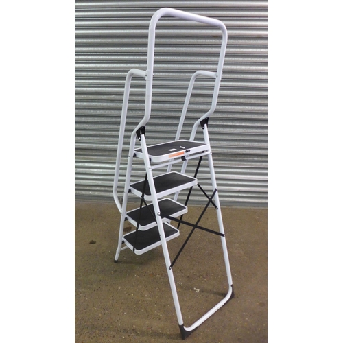 2176 - A 4 rung safety step ladder