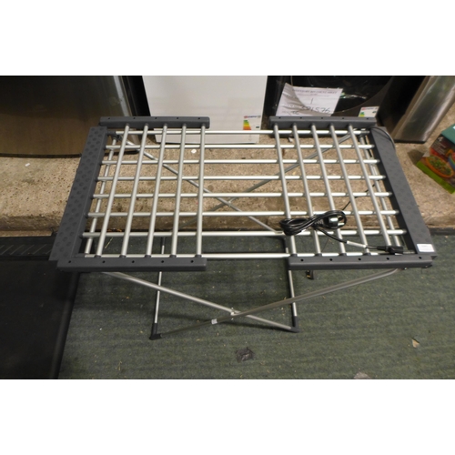 6341 - B&D Heated Winged Airer   (332-274) *This lot is subject to vat