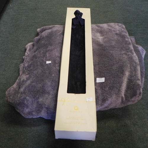 6389 - Long Hot Water Bottle 72Cm, Berksire Soft Blanket    (332-207,214) *This lot is subject to vat