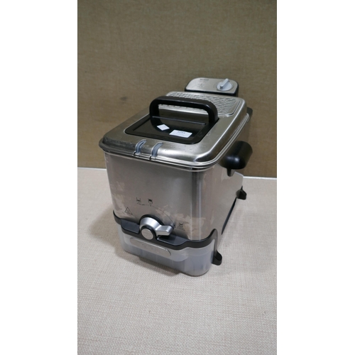 6284 - Tefal Fryer  (332-433) *This lot is subject to vat