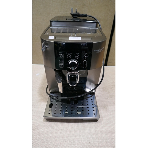 6301 - Delonghi Magnifica S Smart Coffee Machine (332-478) *This lot is subject to vat