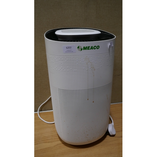 6202 - Meaco Air Purifier Large, Original RRP £159.99 + vat (332-239) *This lot is subject to vat