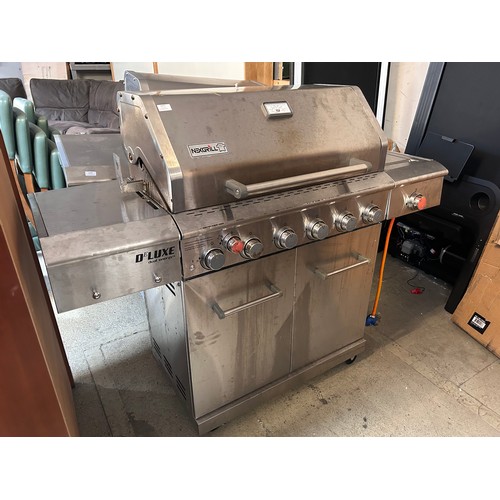 1470 - 7 Burner Stainless Steel Gas Grill (4210-31) *This lot is subject to Vat