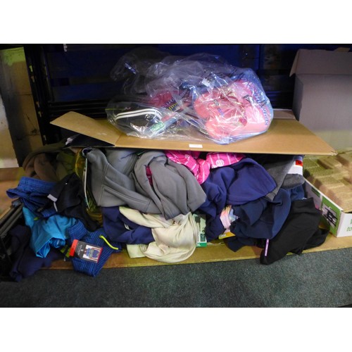 6028 - A quantity of clothing, brands to include: Levi's, DKNY, Columbia, etc. (332-820)  * This lot is sub... 