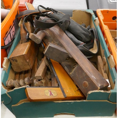 2040 - Three boxes of assorted woodworking hand tools including molding planes, wooden block planes, wooden... 