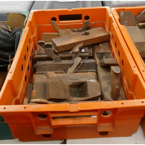 2040 - Three boxes of assorted woodworking hand tools including molding planes, wooden block planes, wooden... 