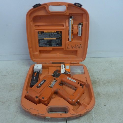 2021 - A Black and Decker KA310 240v sander, a Black and Decker BEH200 drill with drill bits and a 5 litre ... 