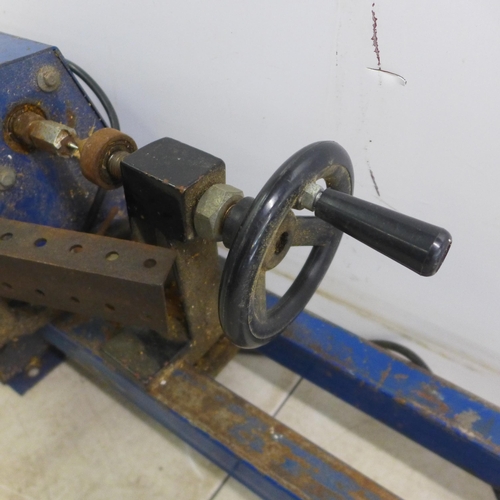 2003 - A Concept 3ft wood turning lathe