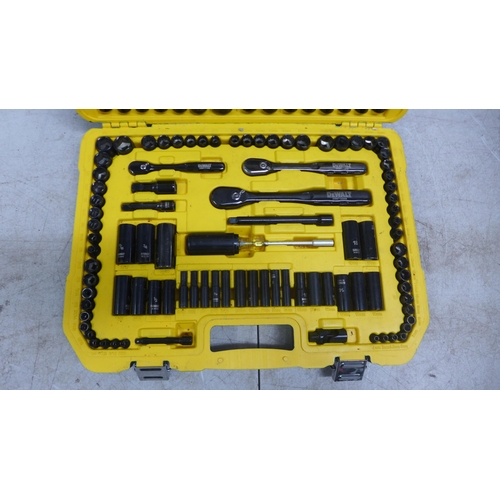 2025 - A DeWalt 1-800-4 tool set in case, complete