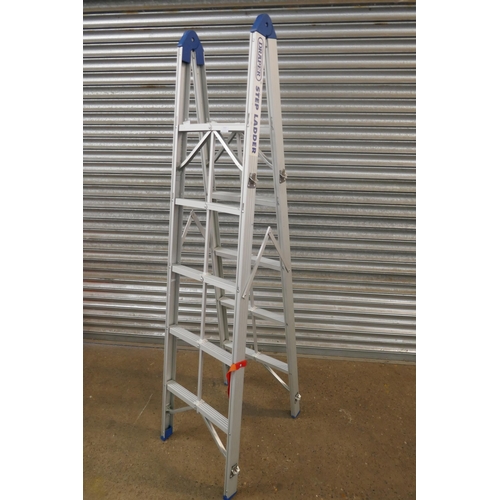 2157 - A Draper Model No. FSL5  5 rung folding step ladder