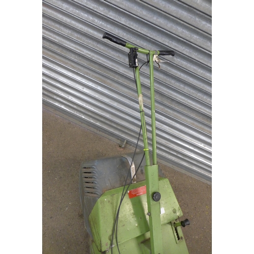 2207 - A Hayter Harrier two petrol lawn mower with steel roller - 19