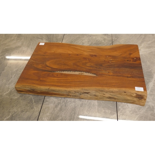 1364 - A large hardwood chopping board