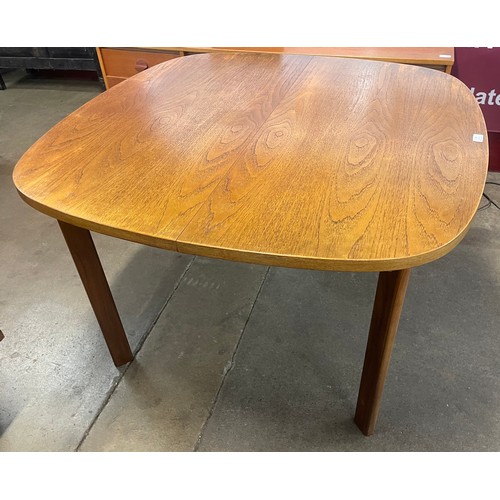 98 - A G-Plan Sierra teak extending dining table