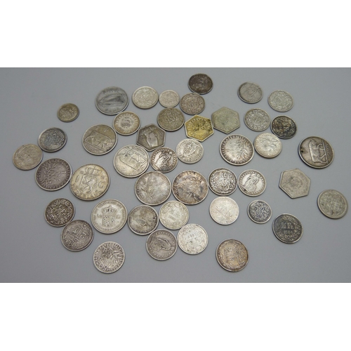 1096 - Silver coins including Irish shillings, 1928, 1931, 1939, 1940, fourteen Swiss half-francs, 1907 and... 