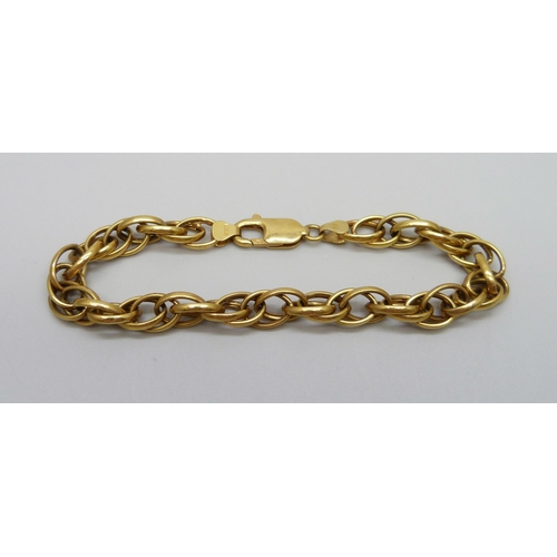 1111 - An 18ct gold Uno-Aerre Italian bracelet, 20cm,  11.8g