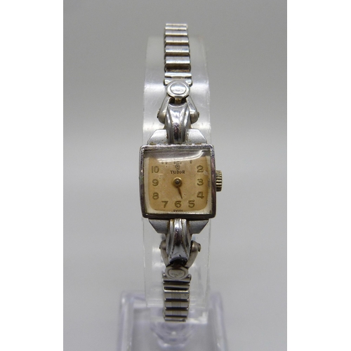 1126 - A lady's Tudor wristwatch, 16mm including crown