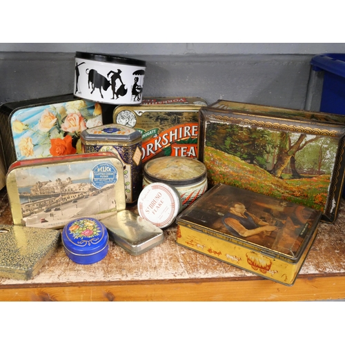 1147 - A collection of vintage tins including advertising **PLEASE NOTE THIS LOT IS NOT ELIGIBLE FOR IN-HOU... 