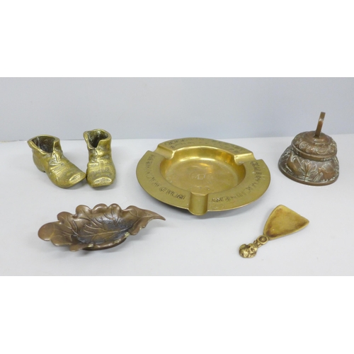 1151 - A Goodwin Barsby brass ashtray, etc. **PLEASE NOTE THIS LOT IS NOT ELIGIBLE FOR IN-HOUSE POSTING AND... 