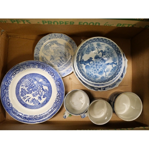 1154 - A collection of blue and white china, Spode, Meissen, Royal Worcester, etc. **PLEASE NOTE THIS LOT I... 