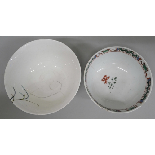 626 - Two Chinese bowls, both a/f