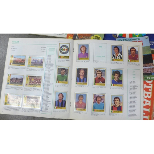 725 - Various football related magazines including Panini albums