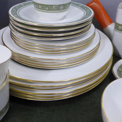 796 - A Royal Doulton Rondelay 31 piece tea set and dinner plates, cream jug a/f **PLEASE NOTE THIS LOT IS... 