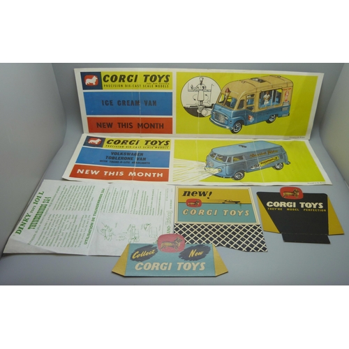 851 - Corgi Toys advertising leaflets, cards, and a Dinky Toys 101L Thunderbirds 2 & 4 leaflet in French, ... 